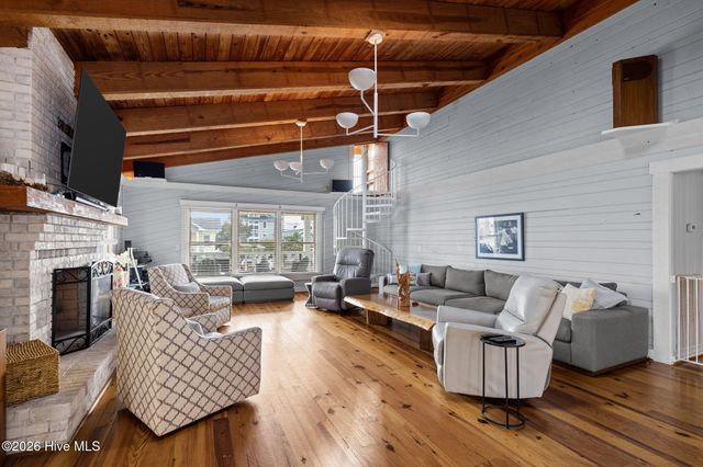 1104 Shepard Street, Morehead City, NC 28557