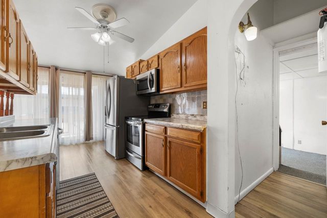 1949 Anderson Drive, Minot, ND 58703