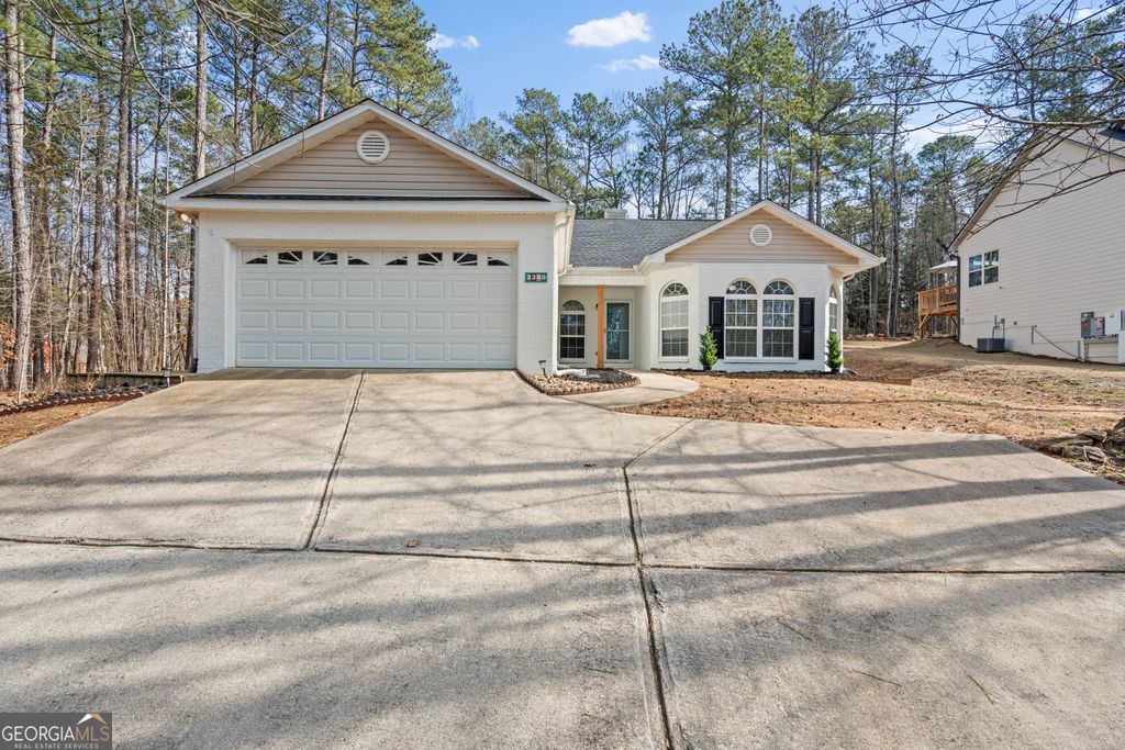 3280 Greenhill Drive, Villa Rica, GA 30180