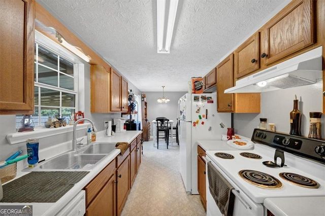 221 Pleasant Way, Temple, GA 30179