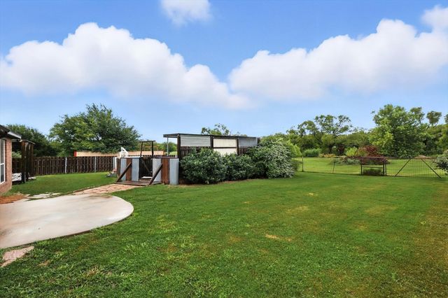 8424 Marianna Way, Alvarado, TX 76009