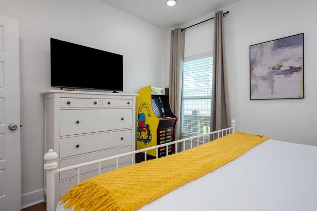 845 O Neil Road, Galveston, TX 77650