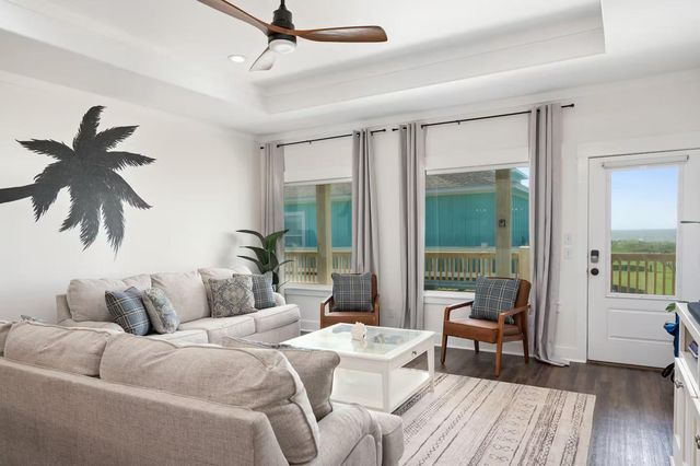 845 O Neil Road, Galveston, TX 77650