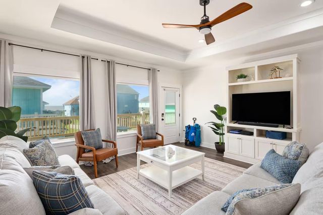 845 O Neil Road, Galveston, TX 77650