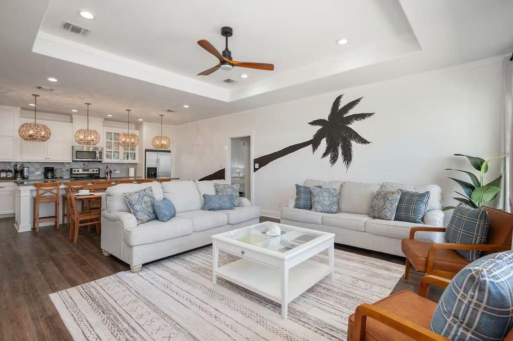 845 O Neil Road, Galveston, TX 77650