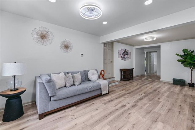 1819 Waldrep SE Circle, Marietta, GA 30060