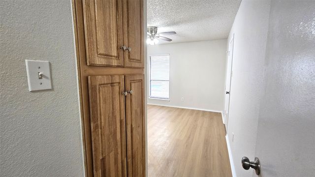 1605 5th Avenue 11, Fort Worth, TX 76104