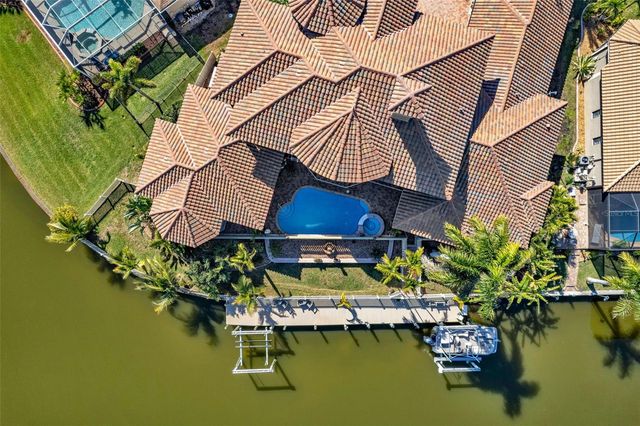 15196 LYNEBURG AVENUE, Port Charlotte, FL 33981