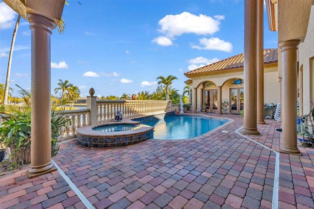 15196 LYNEBURG AVENUE, Port Charlotte, FL 33981