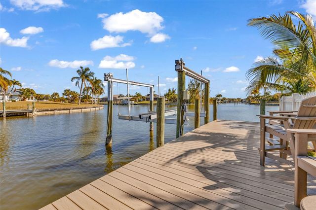 15196 LYNEBURG AVENUE, Port Charlotte, FL 33981