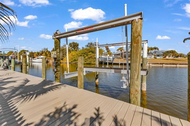 15196 LYNEBURG AVENUE, Port Charlotte, FL 33981