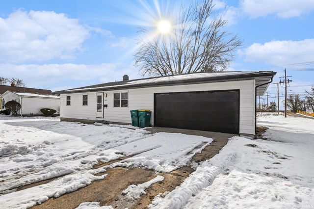 2005 E 4Th Street, Mishawaka, IN 46544