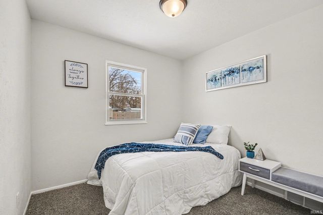 2005 E 4Th Street, Mishawaka, IN 46544