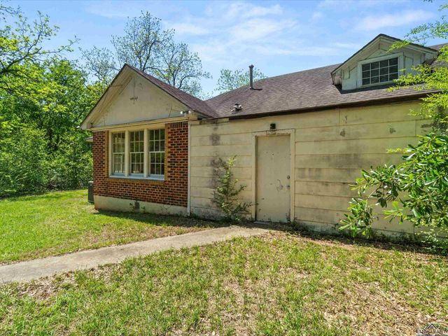 464 W DEPOT ST, Avinger, TX 75630