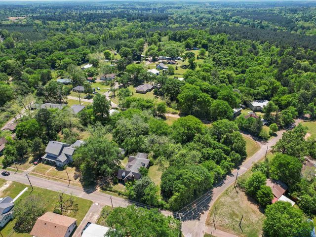 464 W DEPOT ST, Avinger, TX 75630