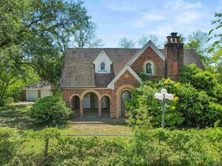 464 W DEPOT ST, Avinger, TX 75630