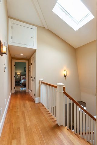 13 Avon 13, Cambridge, MA 02138