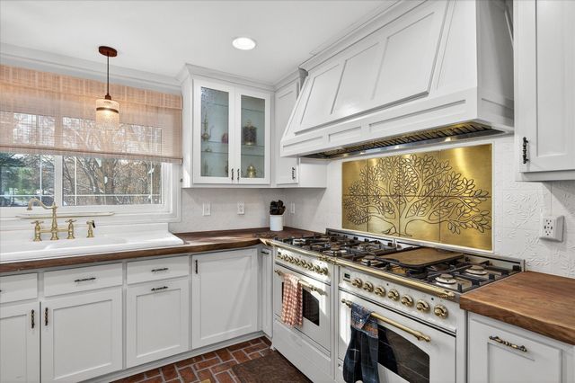 13878 252nd Avenue NW, Zimmerman, MN 55398