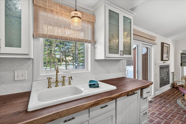 13878 252nd Avenue NW, Zimmerman, MN 55398