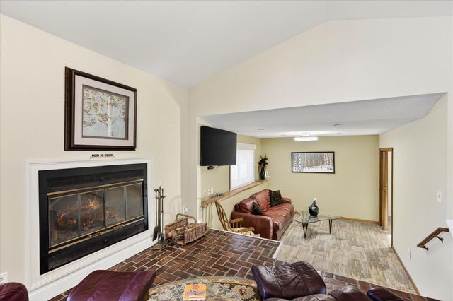 13878 252nd Avenue NW, Zimmerman, MN 55398