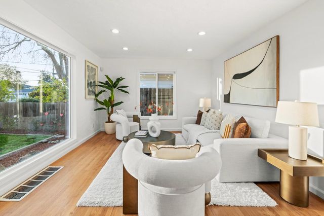 223 San Carlos Avenue, Redwood City, CA 94061