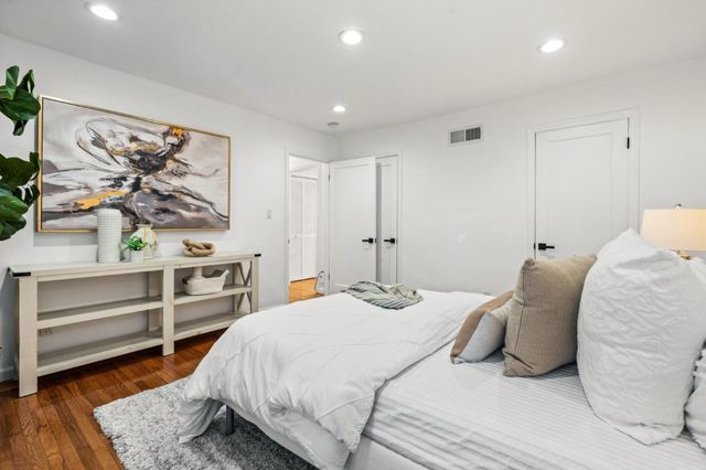 223 San Carlos Avenue, Redwood City, CA 94061