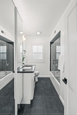 223 San Carlos Avenue, Redwood City, CA 94061