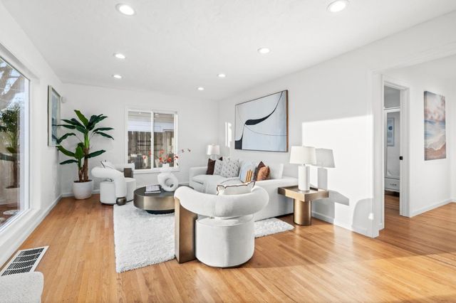 223 San Carlos Avenue, Redwood City, CA 94061