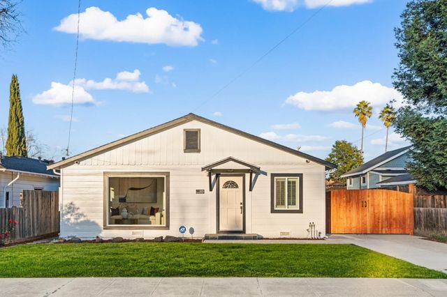 223 San Carlos Avenue, Redwood City, CA 94061