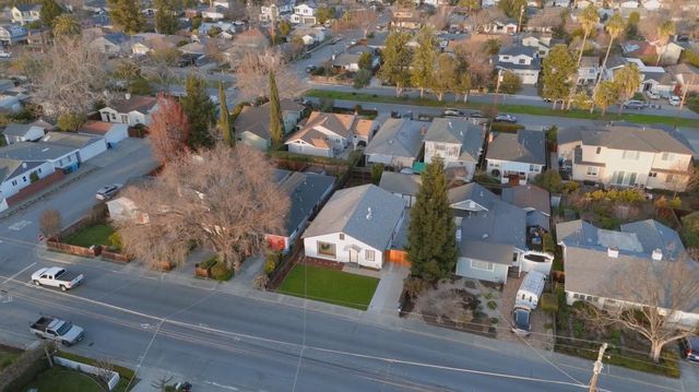 223 San Carlos Avenue, Redwood City, CA 94061