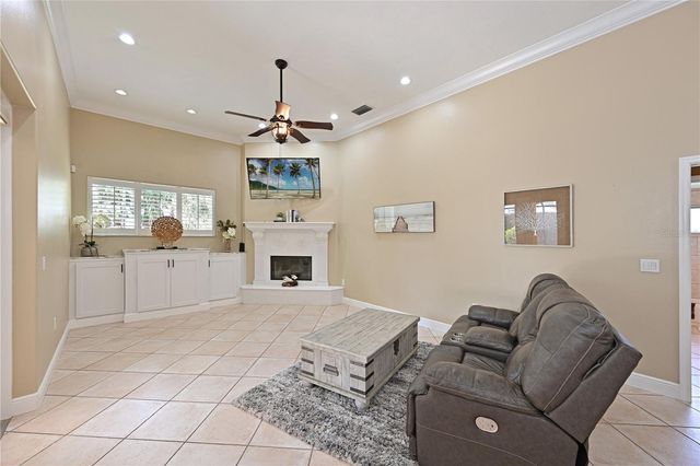 3727 59TH AVENUE CIRCLE E, Ellenton, FL 34222