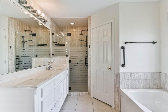 2906 31st Avenue N, Texas City, TX 77590