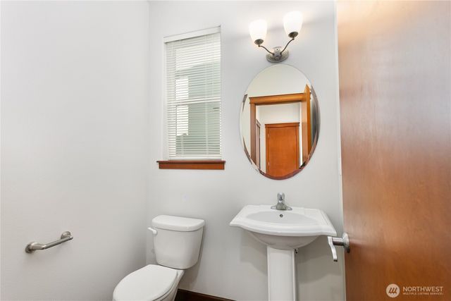 2411 43rd Avenue SE, Puyallup, WA 98374