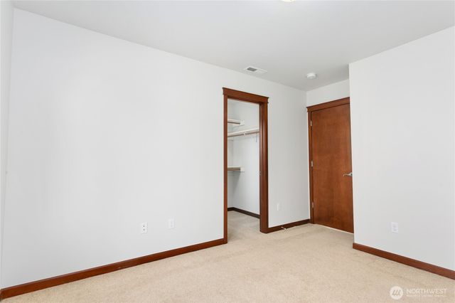 2411 43rd Avenue SE, Puyallup, WA 98374