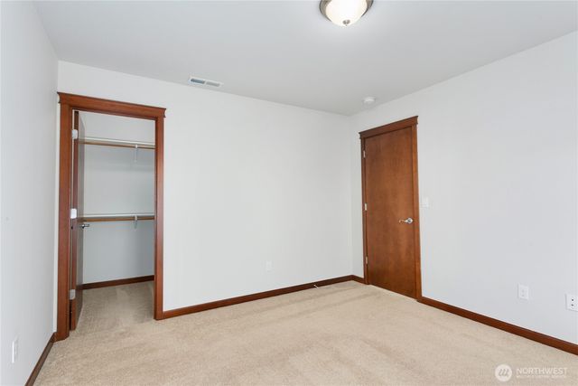 2411 43rd Avenue SE, Puyallup, WA 98374