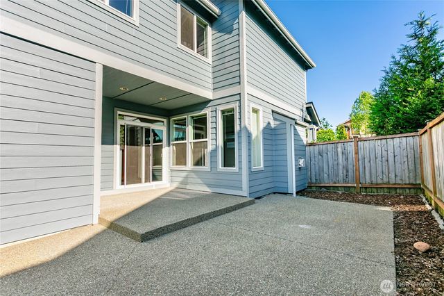 2411 43rd Avenue SE, Puyallup, WA 98374