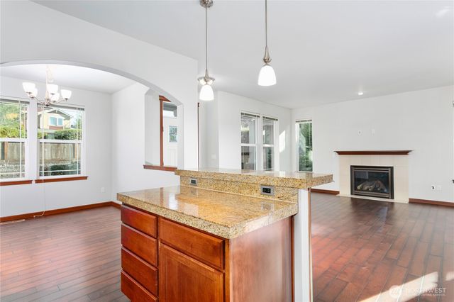 2411 43rd Avenue SE, Puyallup, WA 98374