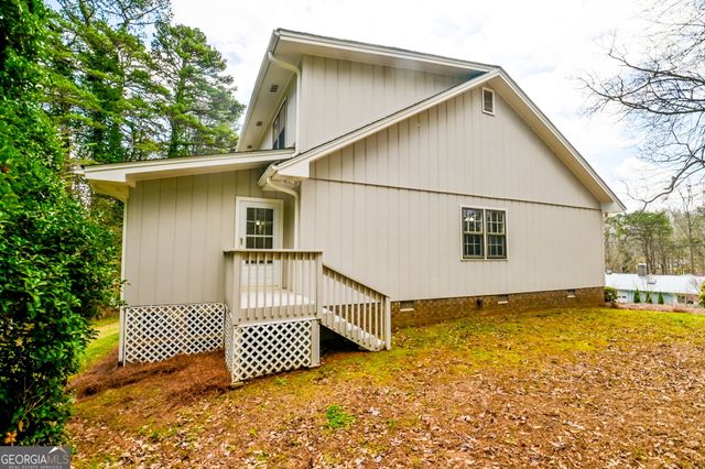 1297 Lakeshore Circle, Gainesville, GA 30501