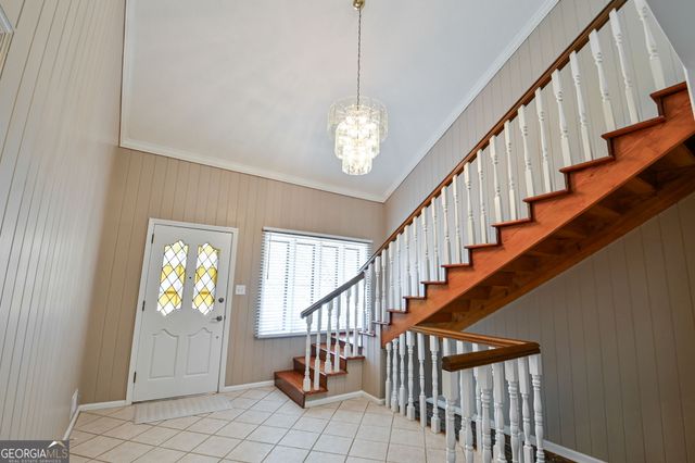 1297 Lakeshore Circle, Gainesville, GA 30501