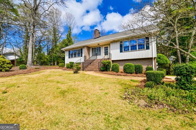 1297 Lakeshore Circle, Gainesville, GA 30501