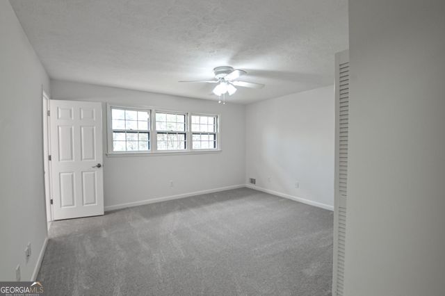 1297 Lakeshore Circle, Gainesville, GA 30501