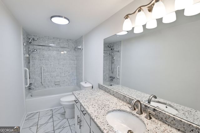 1297 Lakeshore Circle, Gainesville, GA 30501