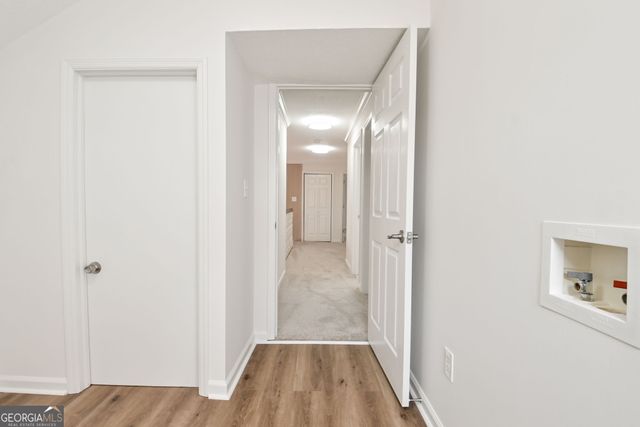 1297 Lakeshore Circle, Gainesville, GA 30501