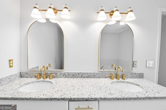 1297 Lakeshore Circle, Gainesville, GA 30501