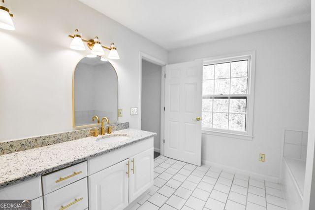 1297 Lakeshore Circle, Gainesville, GA 30501