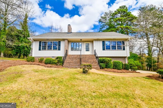 1297 Lakeshore Circle, Gainesville, GA 30501