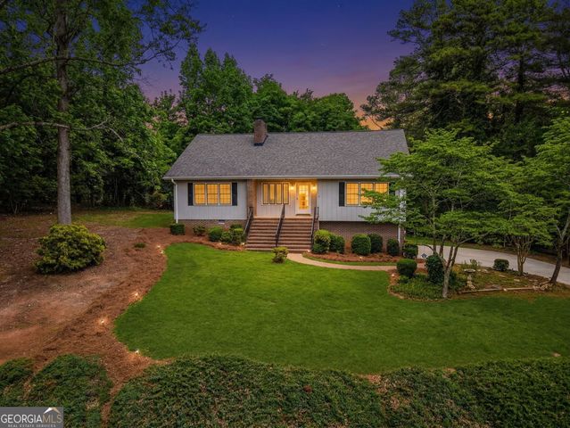 1297 Lakeshore Circle, Gainesville, GA 30501