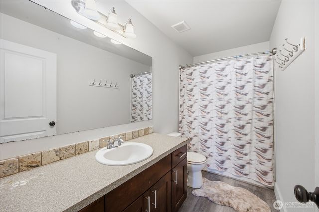 20201 20th Avenue E, Spanaway, WA 98387