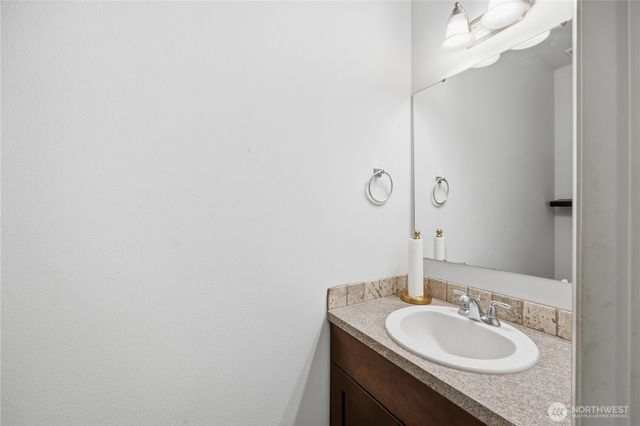 20201 20th Avenue E, Spanaway, WA 98387