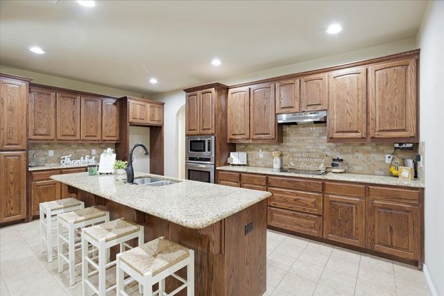 2506 Nantucket Drive, Sherman, TX 75092